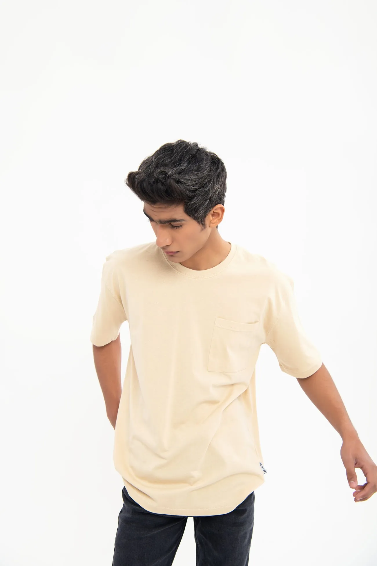 DROP SHOULDER T-SHIRT WITH PATCH POCKET