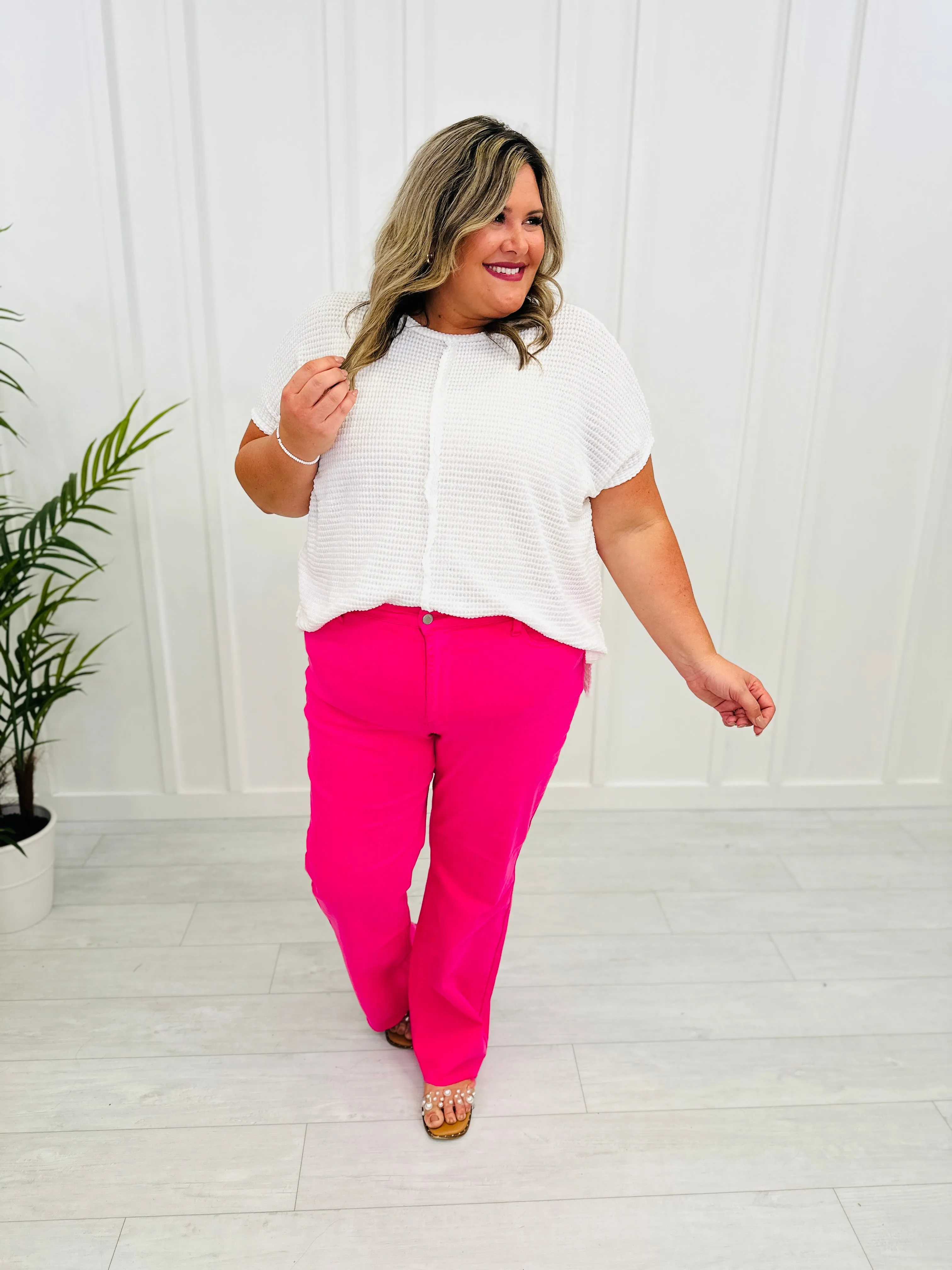 Judy Blue Passionate About Pink Straight Leg Jeans in Reg/Curvy