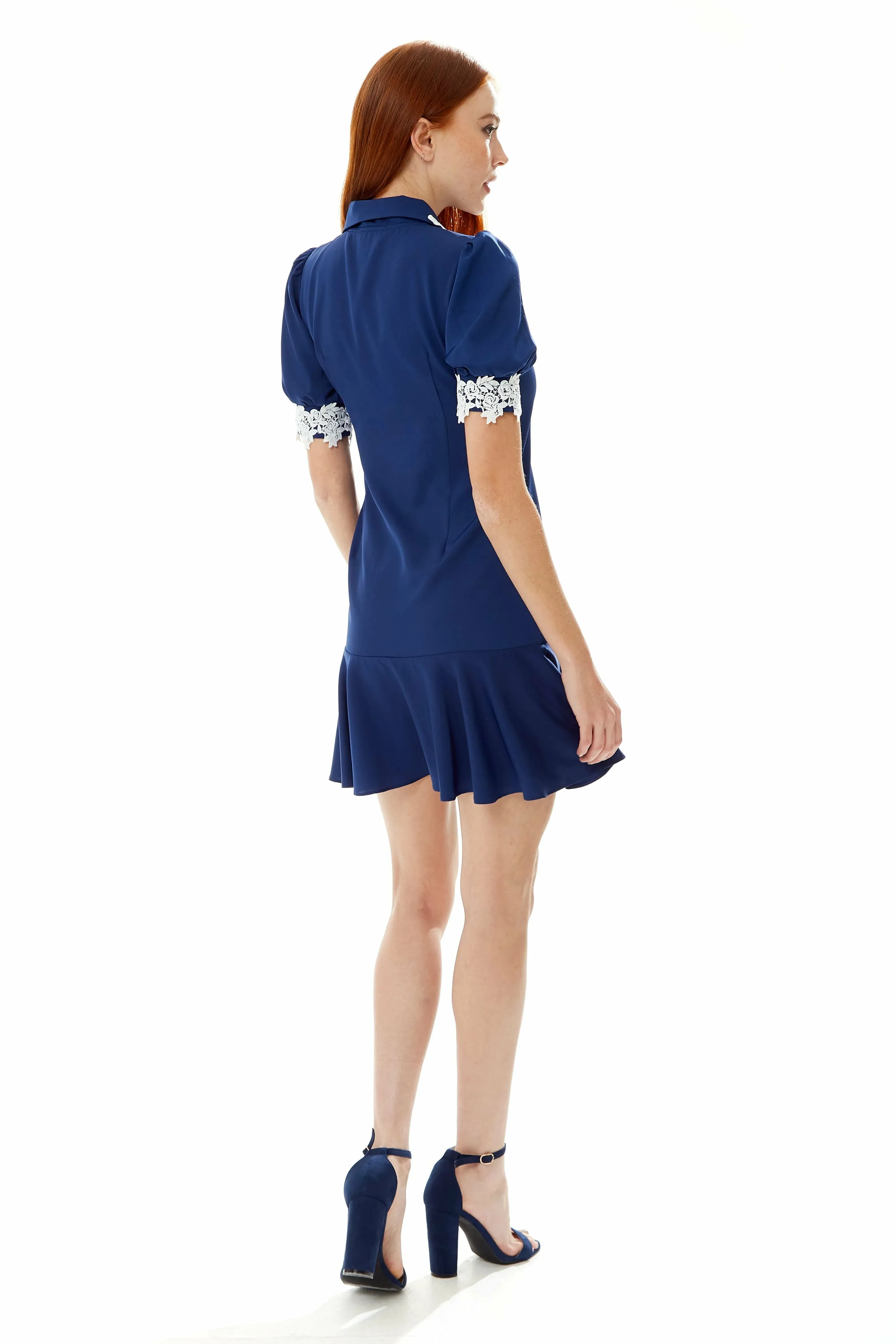 Liquorish Fitted Mini Dress With Lace On Collar