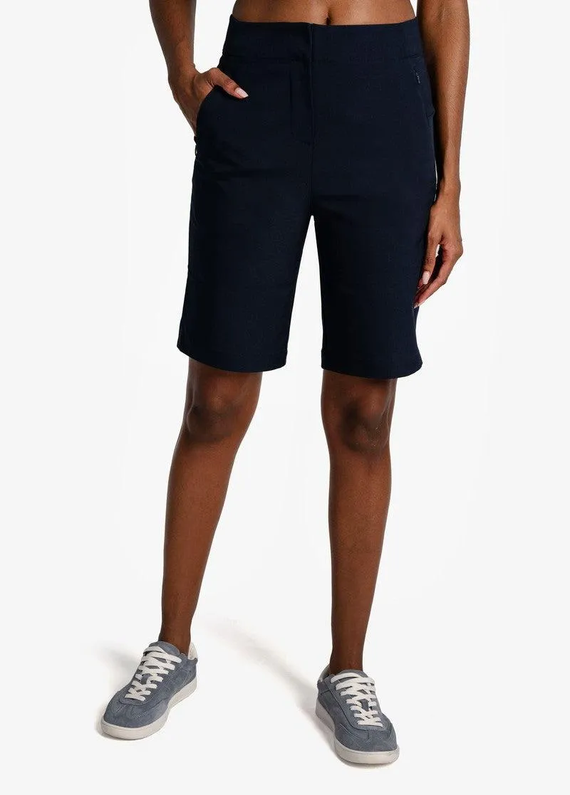 Travel Bermuda Short in Navy