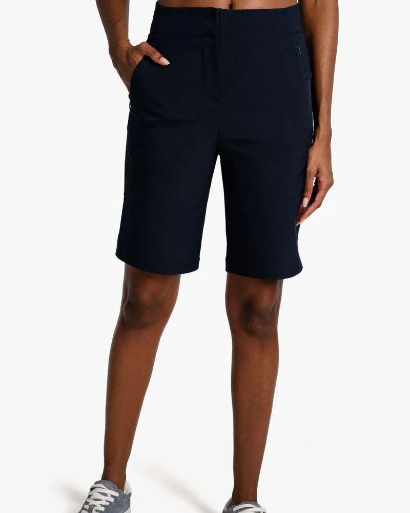 Travel Bermuda Short in Navy